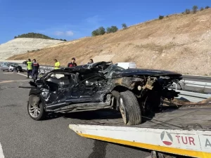 İstanbul-İzmir Otoyolu’nda zincirleme kaza: 2 ölü, 7 yaralı