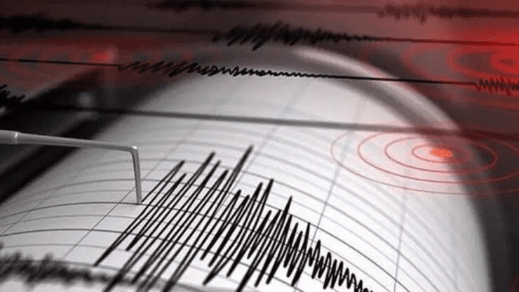 izmir’de #deprem sağlam salladı..