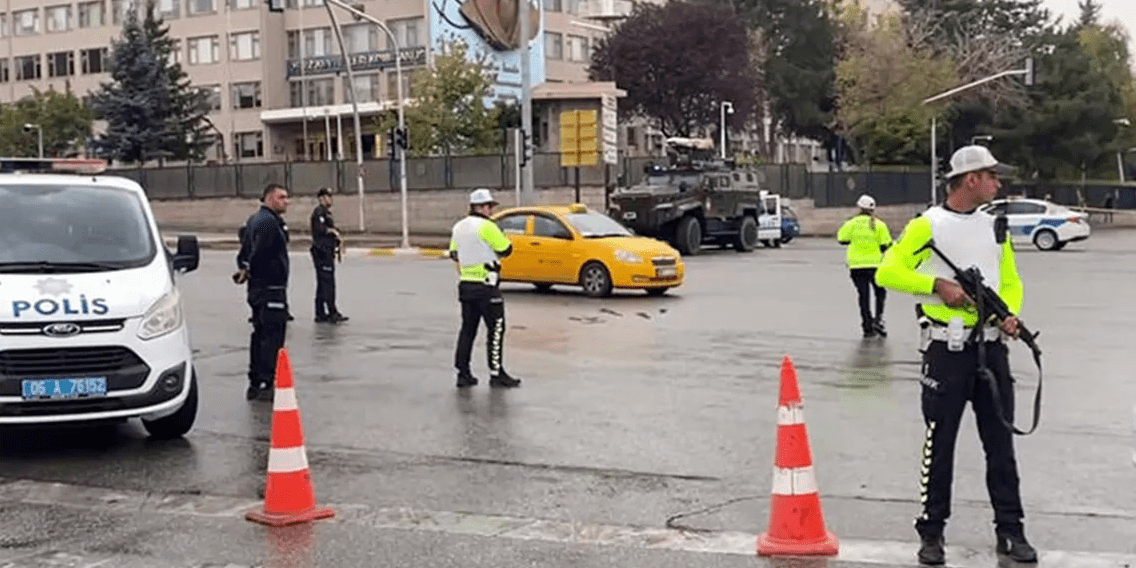 Ankara’da İçişleri Bakanlığı binası yakınlarında