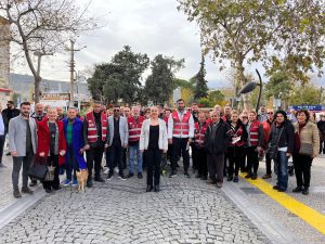 Tülin Koç’tan Miting gibi Adaylık Başvurusu