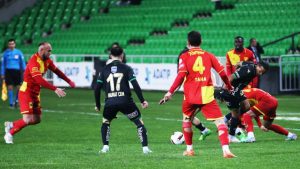 Sakaryaspor’un serisine Göztepe son verdi