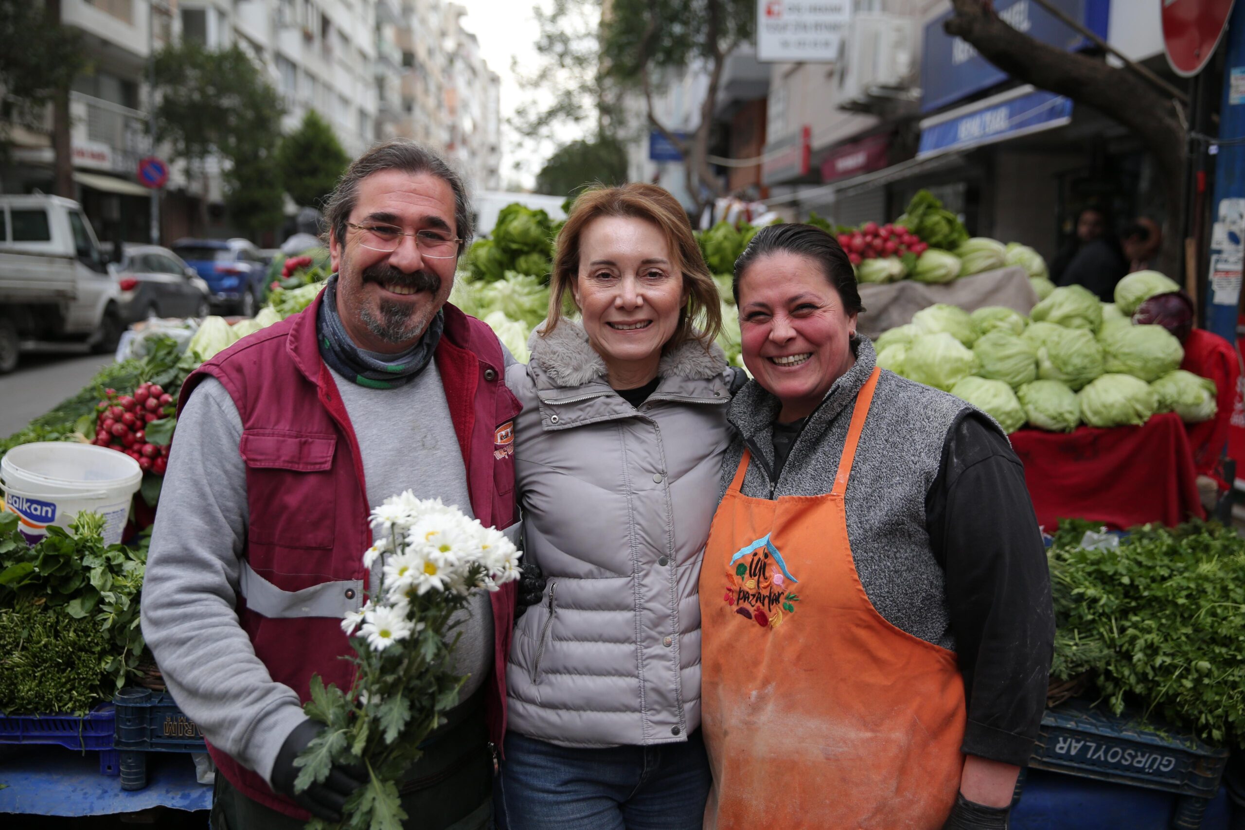 Konak’ın mahallelerinde yoğun saha