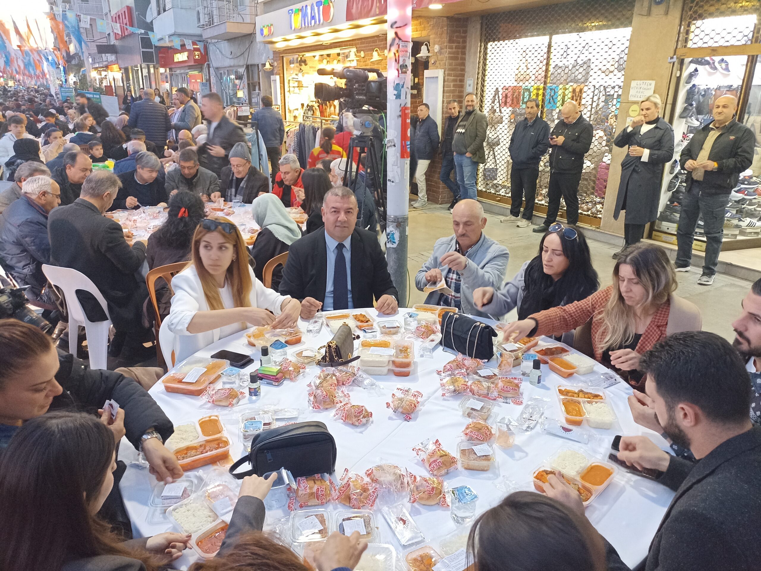 Ak Parti Bayraklı Belediye