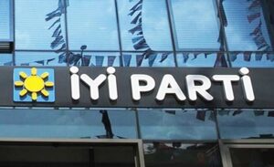 İYİ Parti İzmir’de deprem: Peş peşe istifa ettiler!