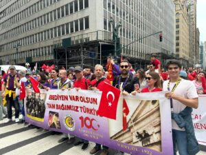 Türk Yürüyüşü’ne İAL Mezunları damga vurdu