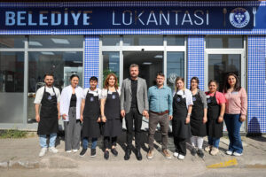 “Buca Belediye Lokantası’nda 4 çeşit yemek herkes için 45 lira”