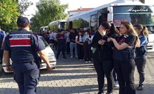 İzmir dahil 17 ilde siber dolandırıcılık operasyonu: Milyarlık vurgun yapmışlar