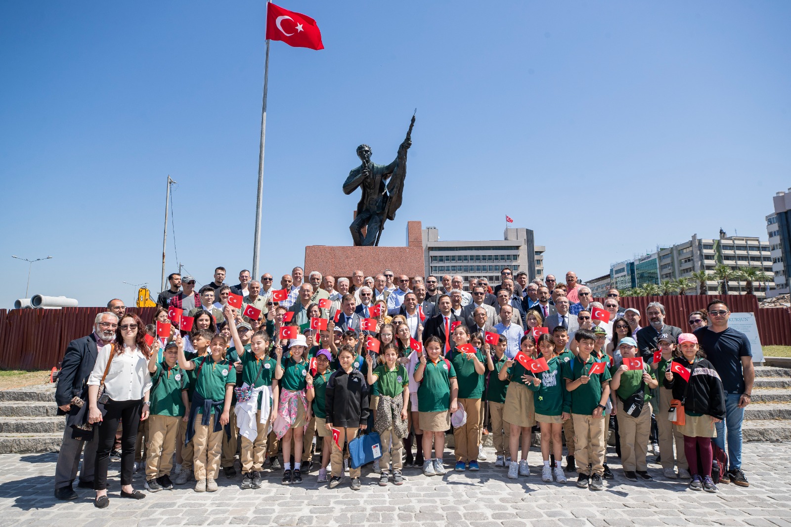 İzmir’in işgaline karşı ilk