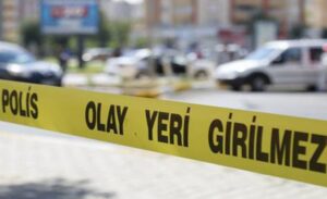 İzmir’de kadın cinayeti: Boşanma aşamasındaki eşini defalarca bıçaklayarak öldürdü