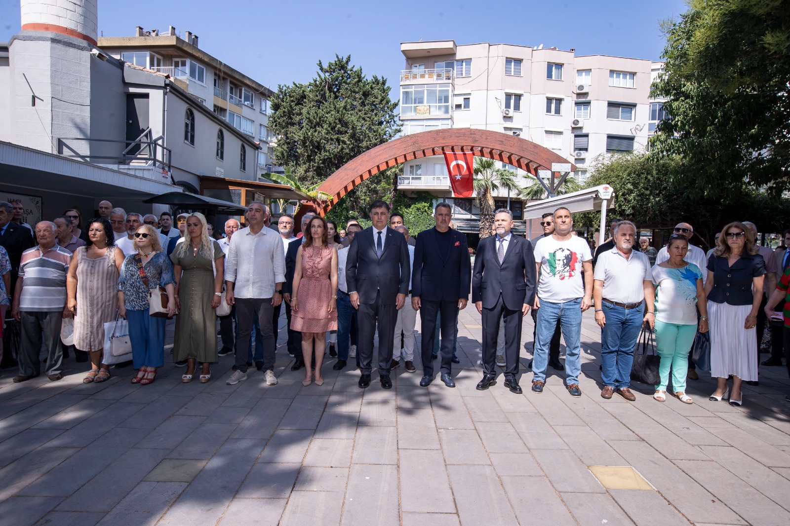 İzmir Büyükşehir Belediye Başkanı