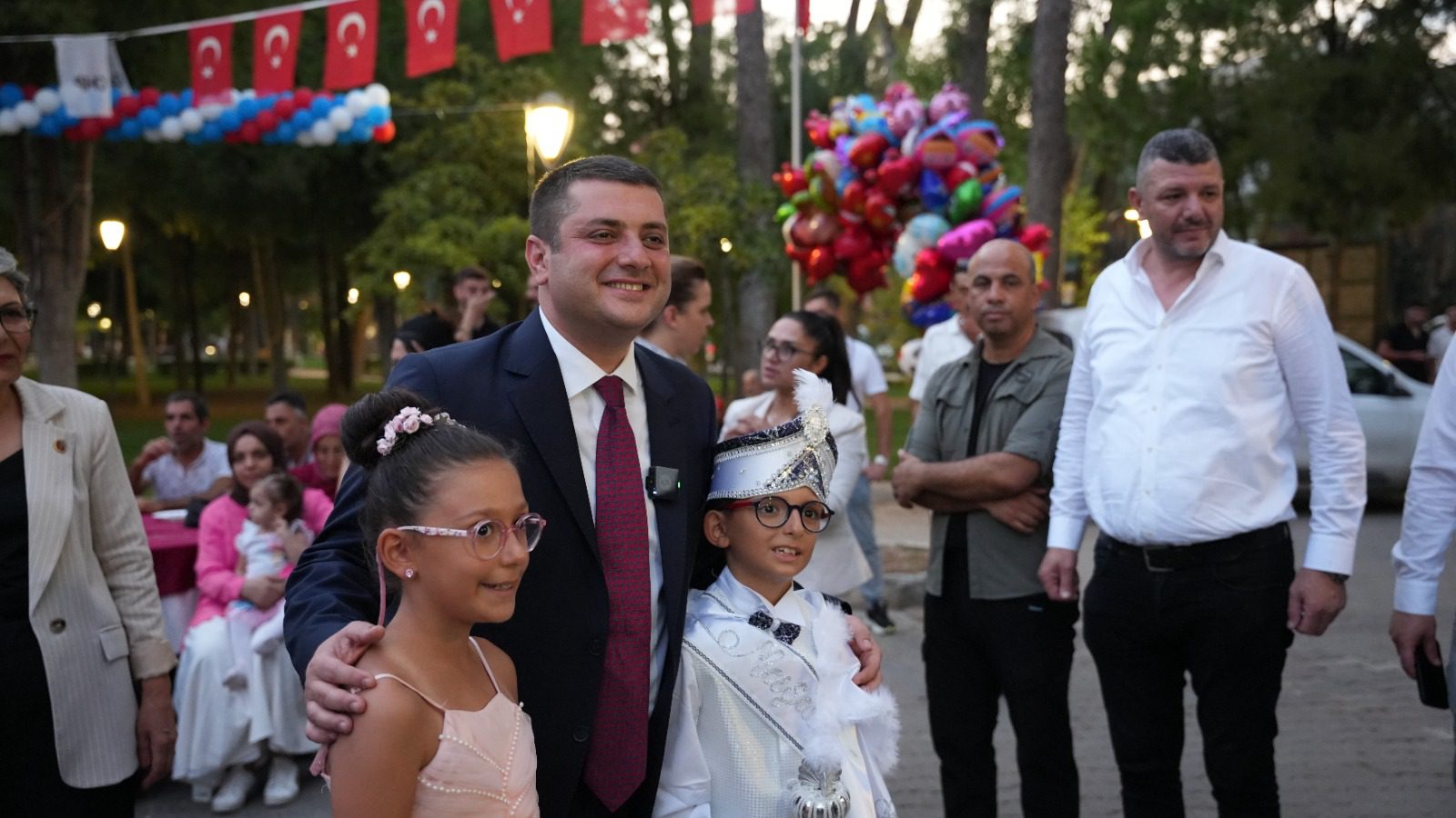 Torbalı’da 79 çocuk için sünnet şöleni düzenlendi