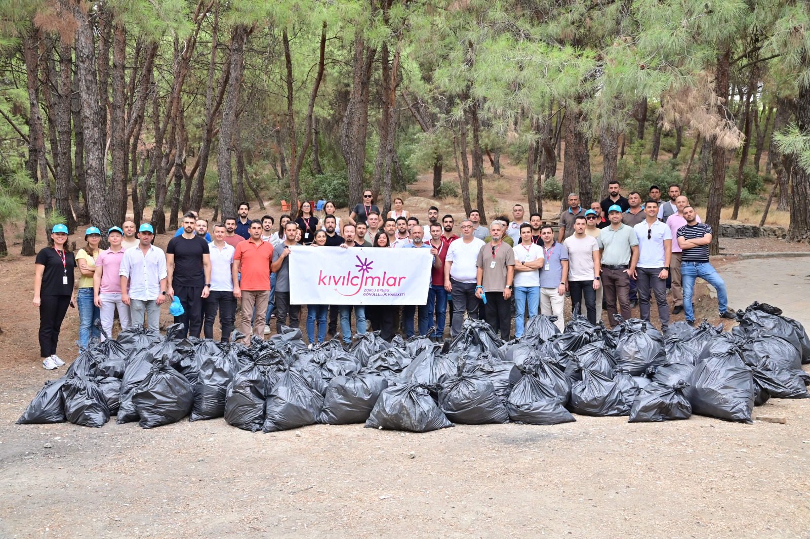 Gönüllülerden çevre temizliği Kıvılcımı 