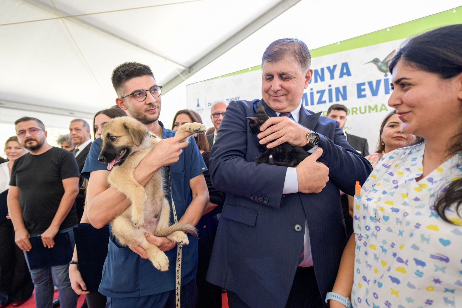 Dünya Hayvanları Koruma Günü’nde Başkan Tugay’dan çağrı