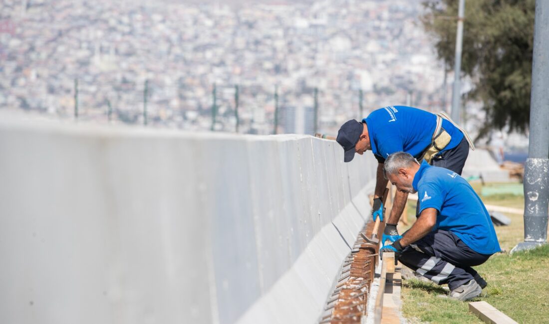 İzmir Büyükşehir Belediyesi Kordon’da