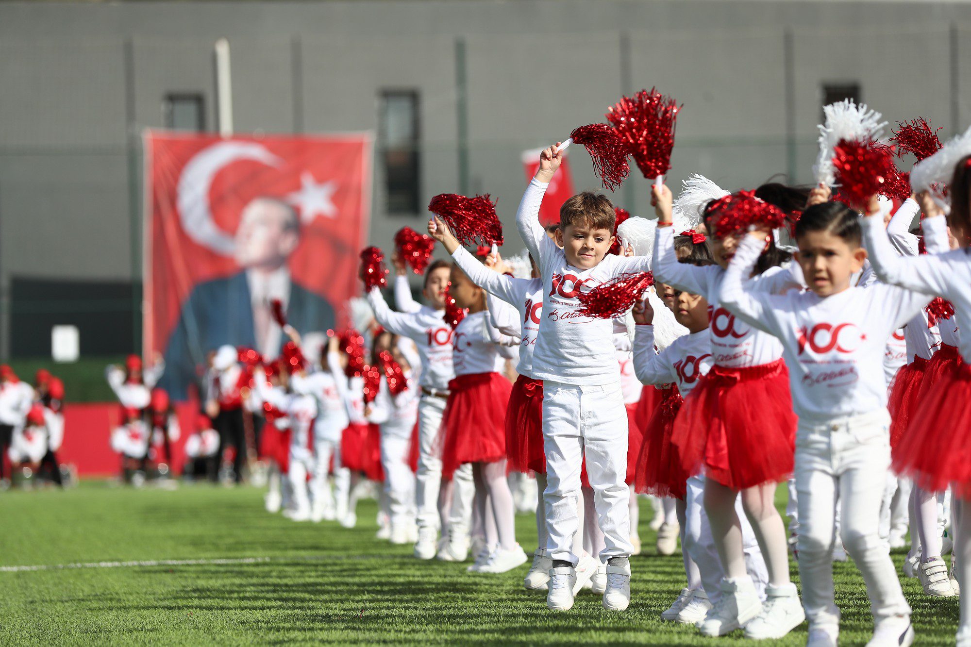 Aliağalılar 29 Ekim Cumhuriyet Bayramı Coşkusunu Hep Birlikte Yaşayacak