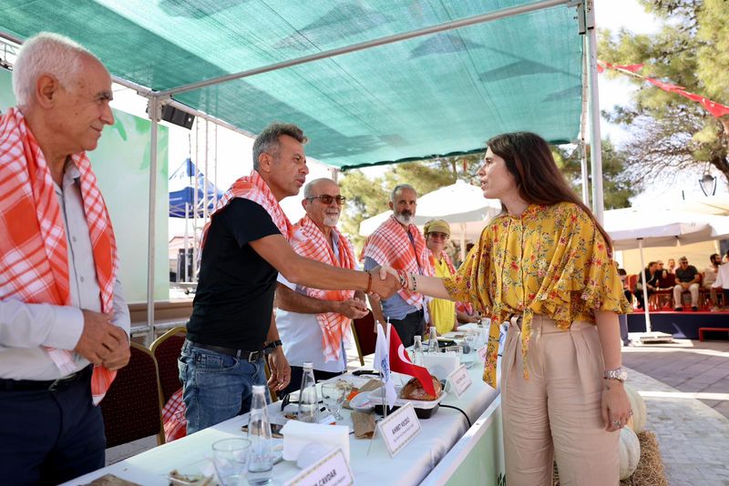 Başkan Denizli: Toprağımızdan çıkan doğal güzelliklerimize sahip çıkmalıyız