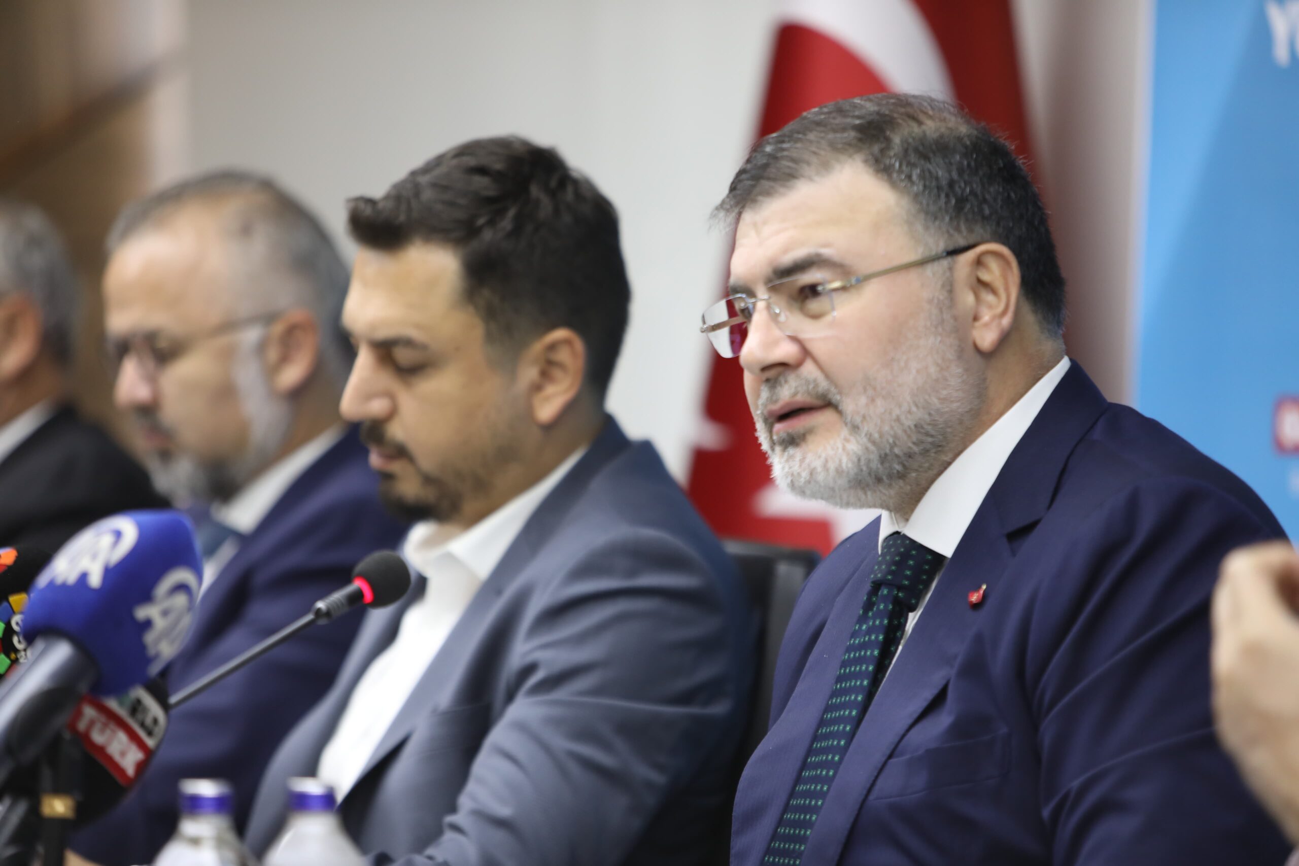 BİLAL SAYGILI : İzmirlinin parası ceplerinden çalındı.