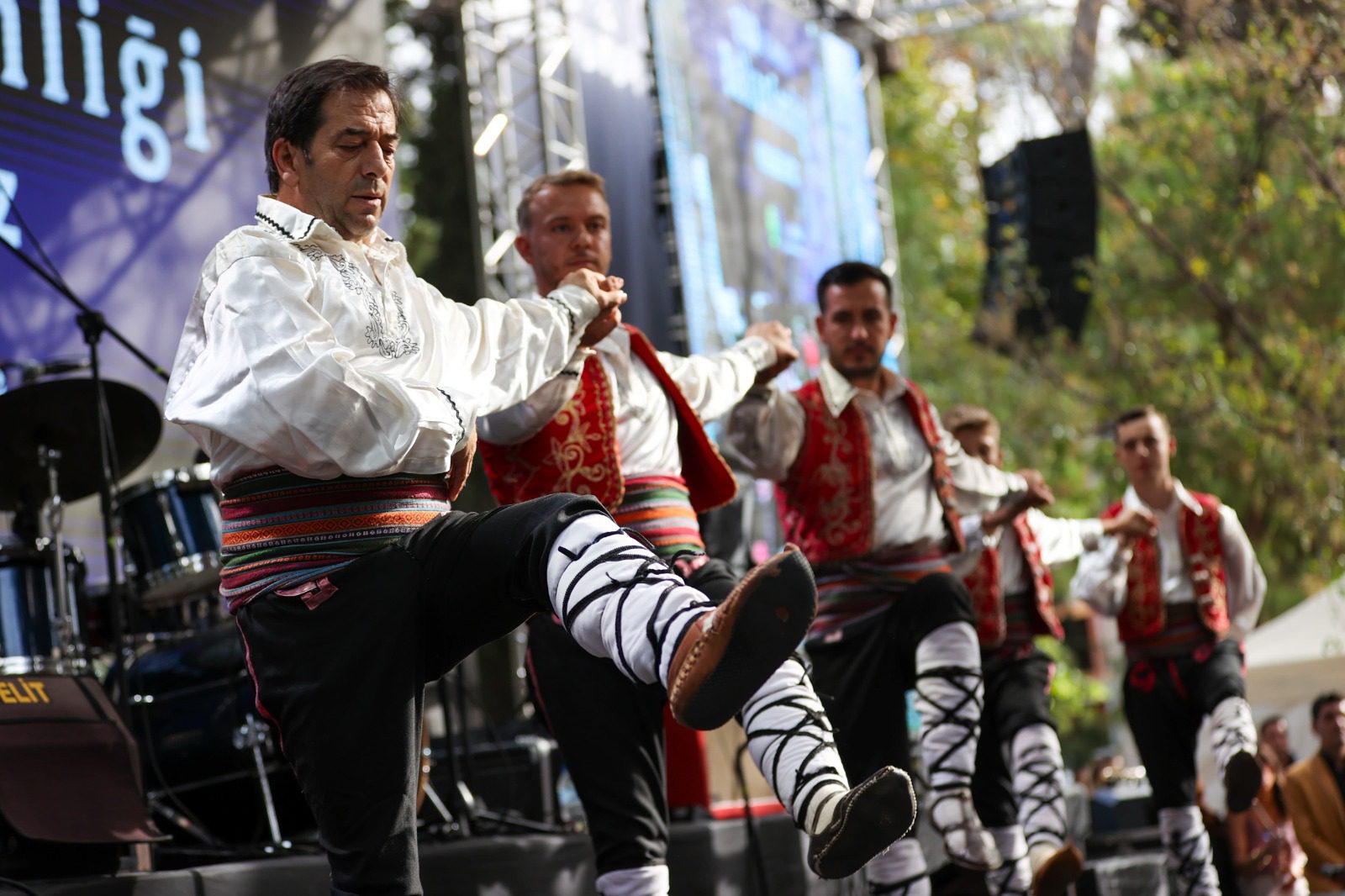  12. Uluslararası Balkan Şenliği Buca’ya renk kattı