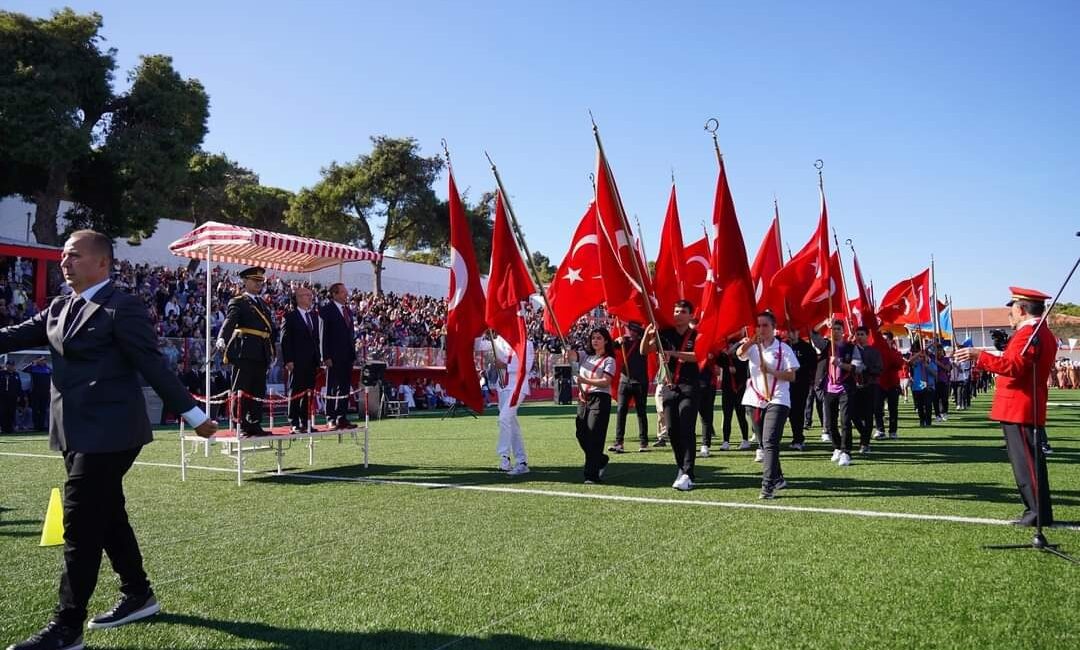 Ayvalık’ta Cumhuriyet Bayramı çeşitli