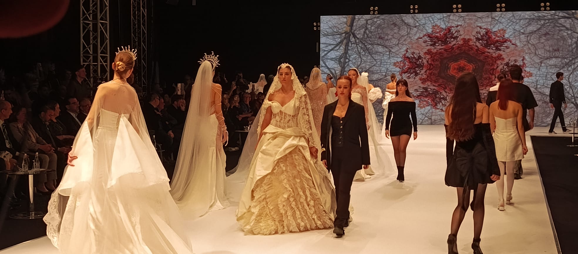 Gelinlik, Damatlık ve Abiye Giyim Fuarı Fuarı (IF Wedding Fashion) İzmir’e görkemli açılış