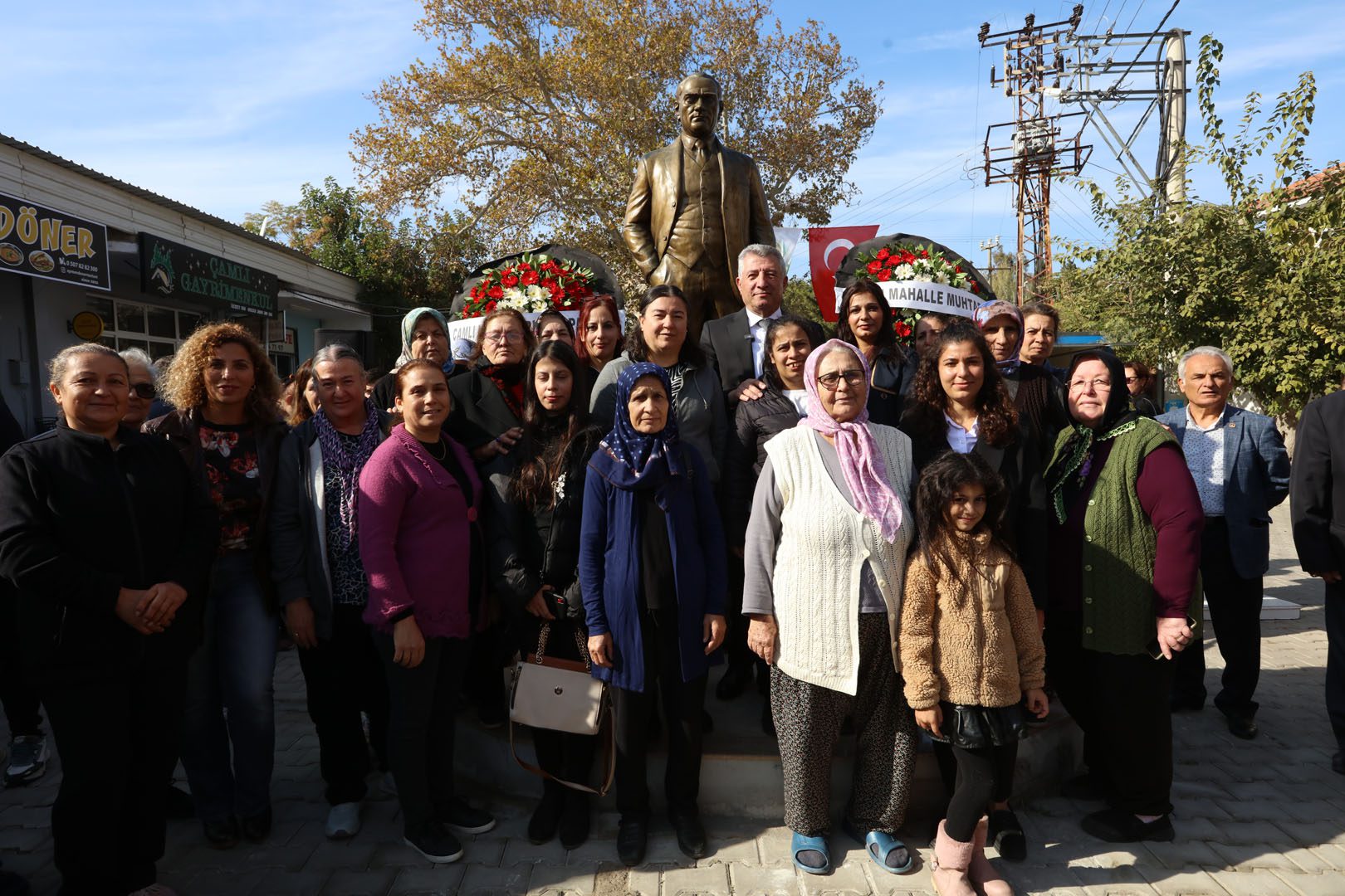 Çamlı’ya Atatürk’ün Yeni Heykeli Dikildi