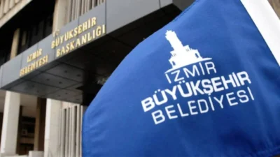 İzmir Büyükşehir belediyesi, Belediye hizmet birimleri önünde eylem yapan bazı