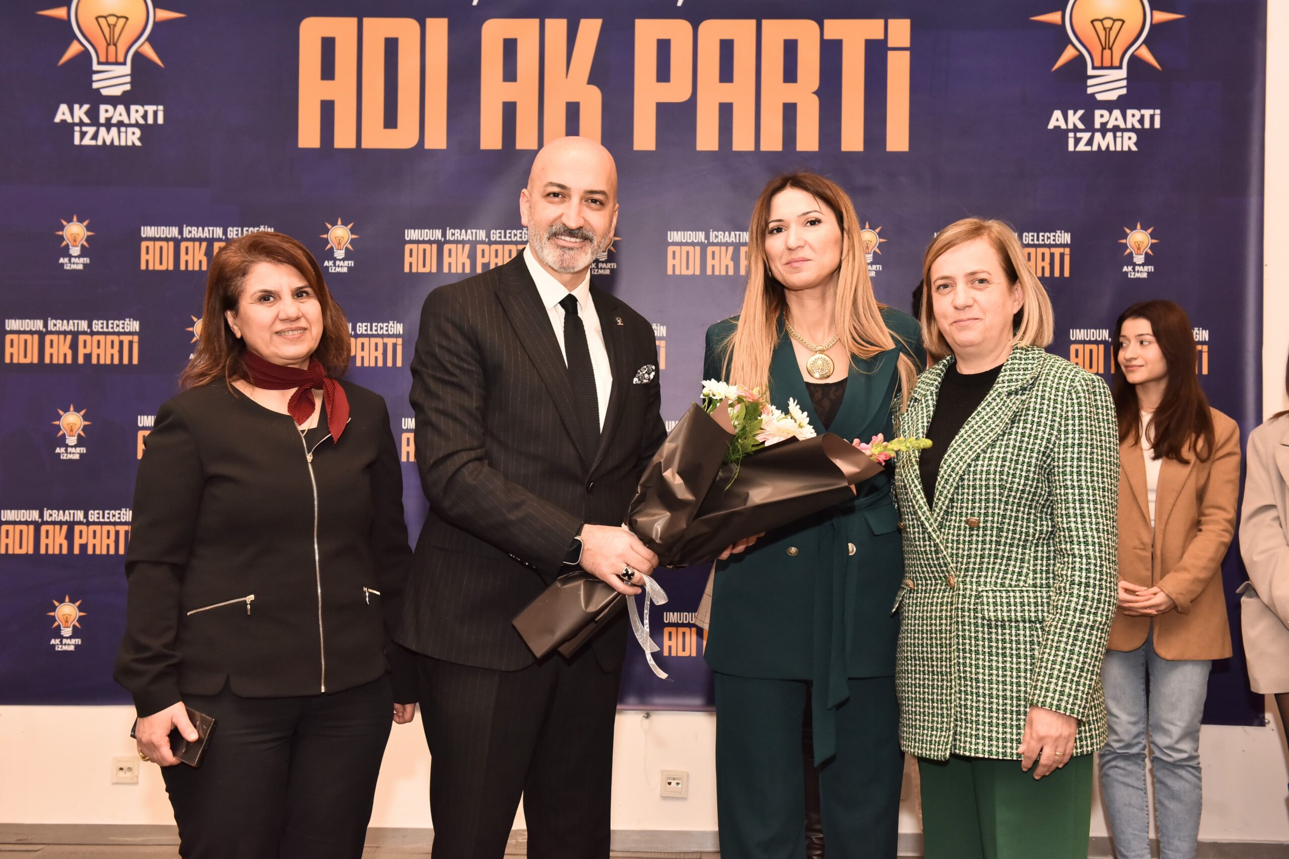 AK Parti İzmir İl Sosyal Politikalar Başkanlığı tarafından “Aile Sempozyumu”