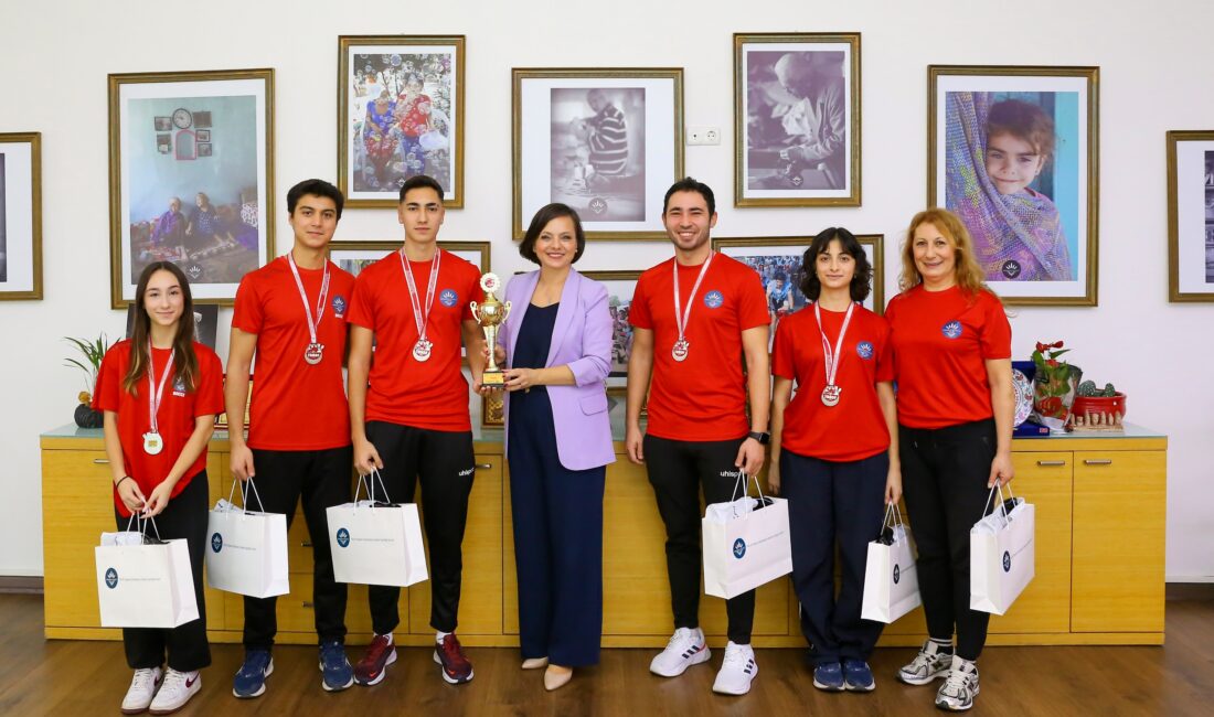 Karabağlar Belediyesi Spor Kulübü