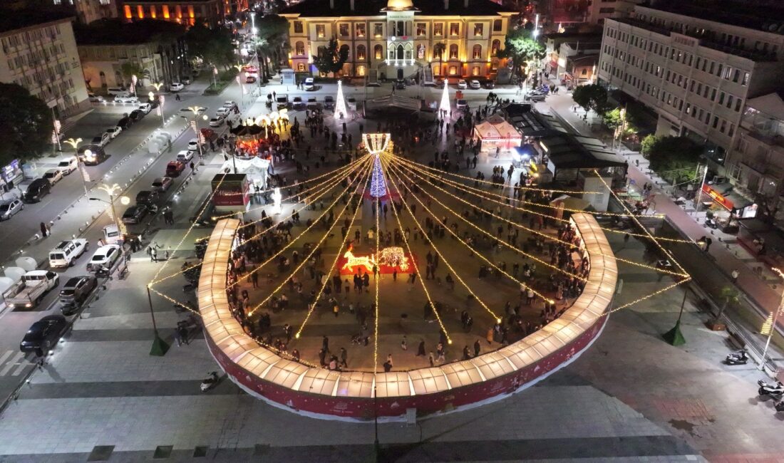 Büyükşehir, Manisa’yı yeni yıla hazırladı, caddeleri ışıl ışıl oldu