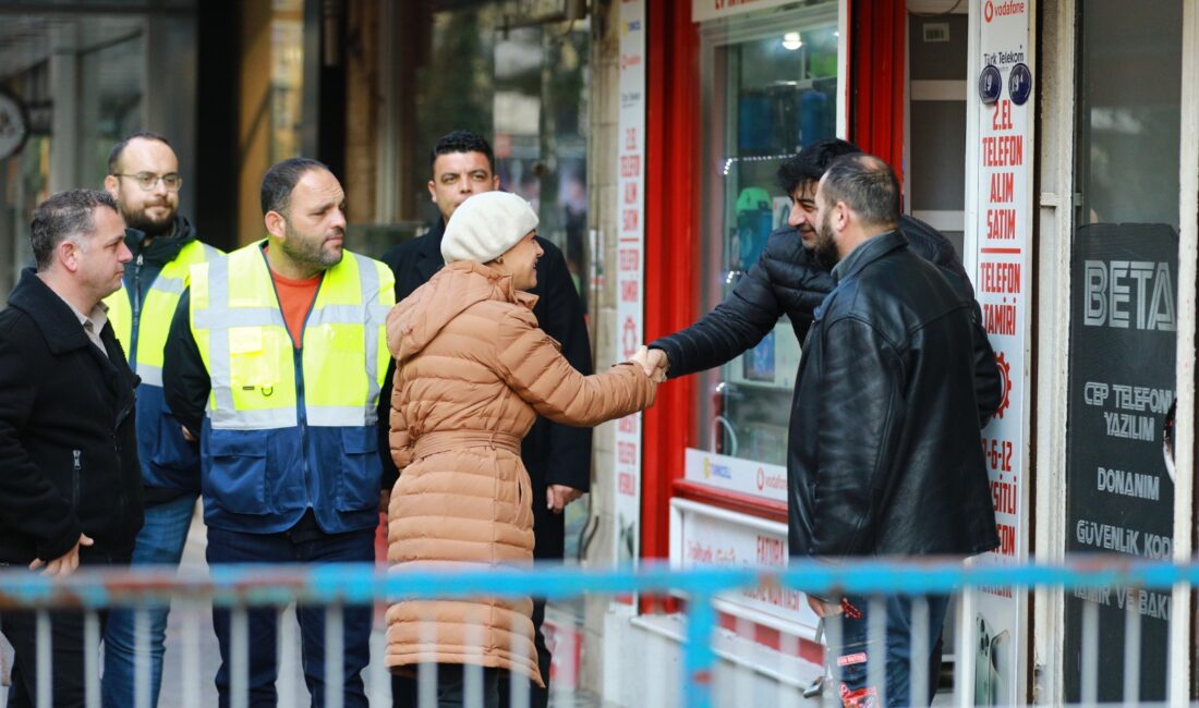 Efes Selçuk’ta kent merkezinde doğal gaz ve altyapı çalışmaları devam