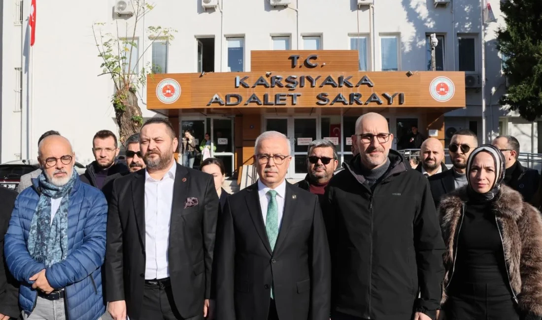 AK Parti Karşıyaka İlçe