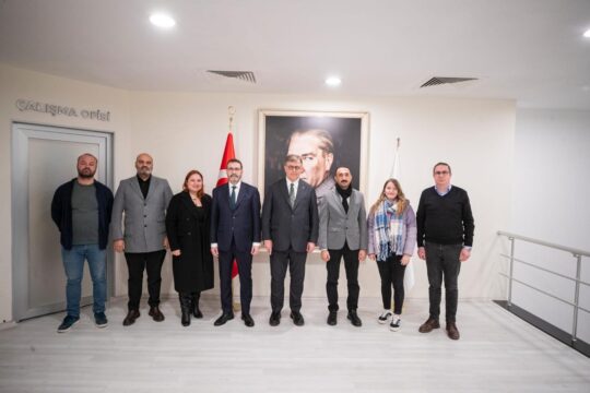 İzmir Büyükşehir Belediye Başkanı Dr. Cemil Tugay, Tüm Belediye ve