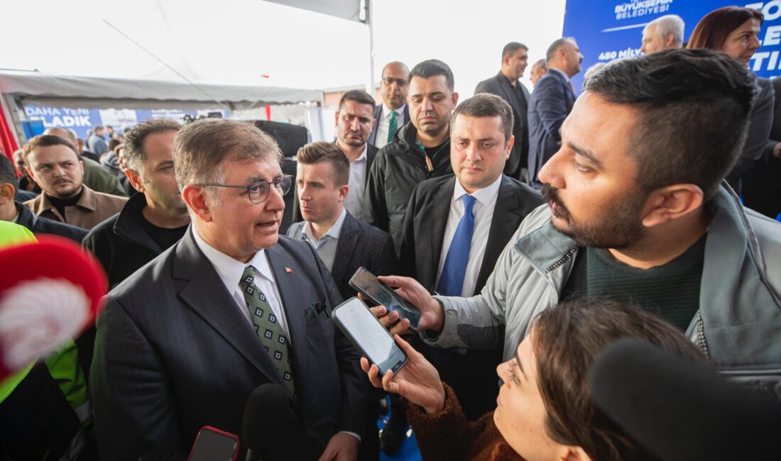 İzmir Büyükşehir Belediye Başkanı Dr. Cemil Tugay, belediyenin Hazine payından