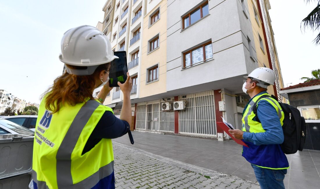 İzmir Büyükşehir Belediyesi’nin yapı envanteri çalışmaları kapsamında Bayraklı ve Bornova’daki