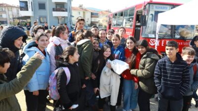 Efes Selçuk Belediyesi, Kent Lokantası Öğrenci Otobüsünde dayanışmayı büyütmek için